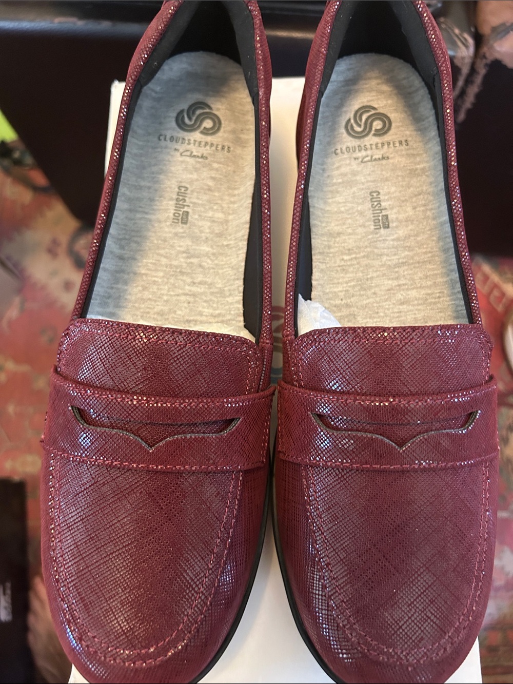 Clark’s Cloudsteppers Ayla Form Slip-On Loafers in Burgundy with Black Sole 10M